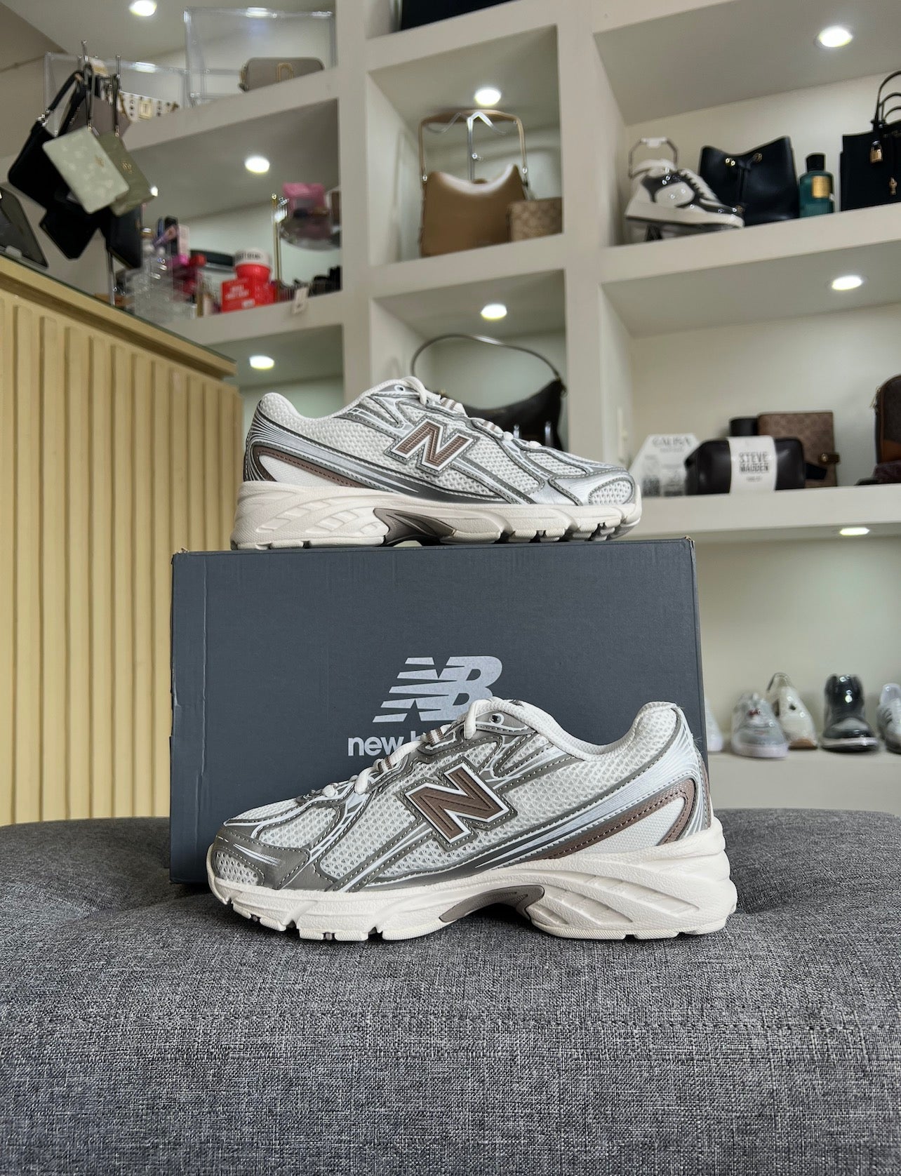 New Balance 740 White/Grey