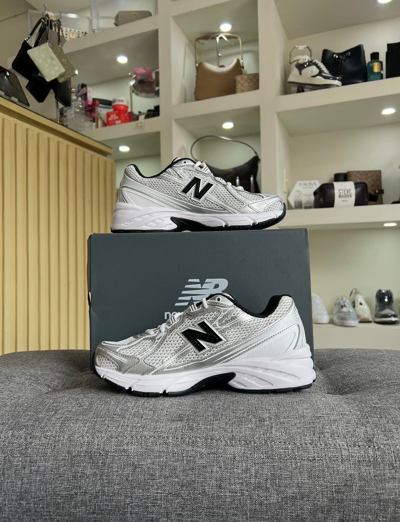 New Balance 740 Silver Metallic/White/Black
