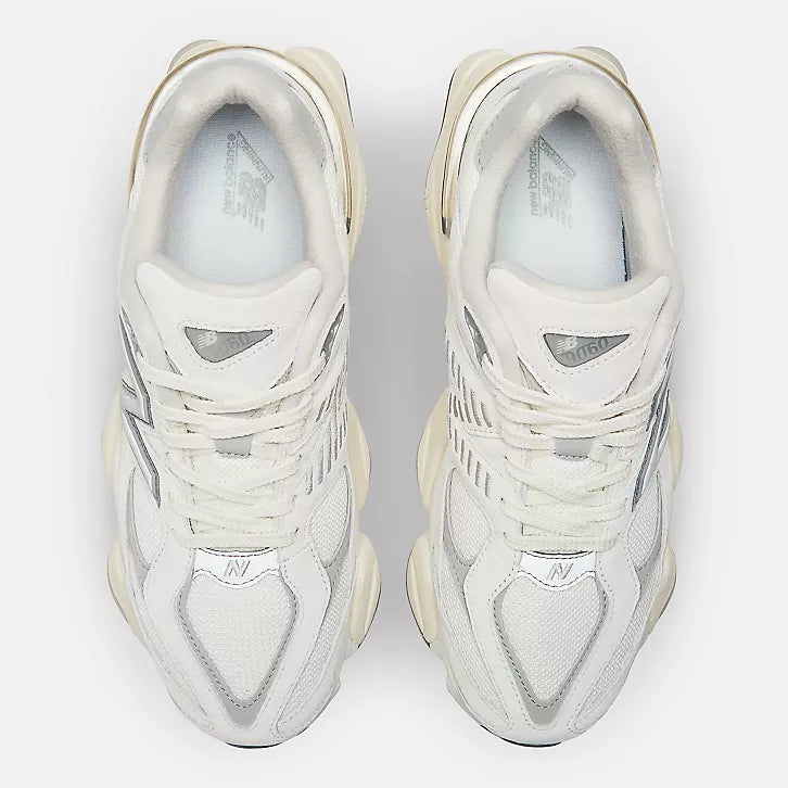 New balance 9060 Color: Sea salt with concrete and silver metallic