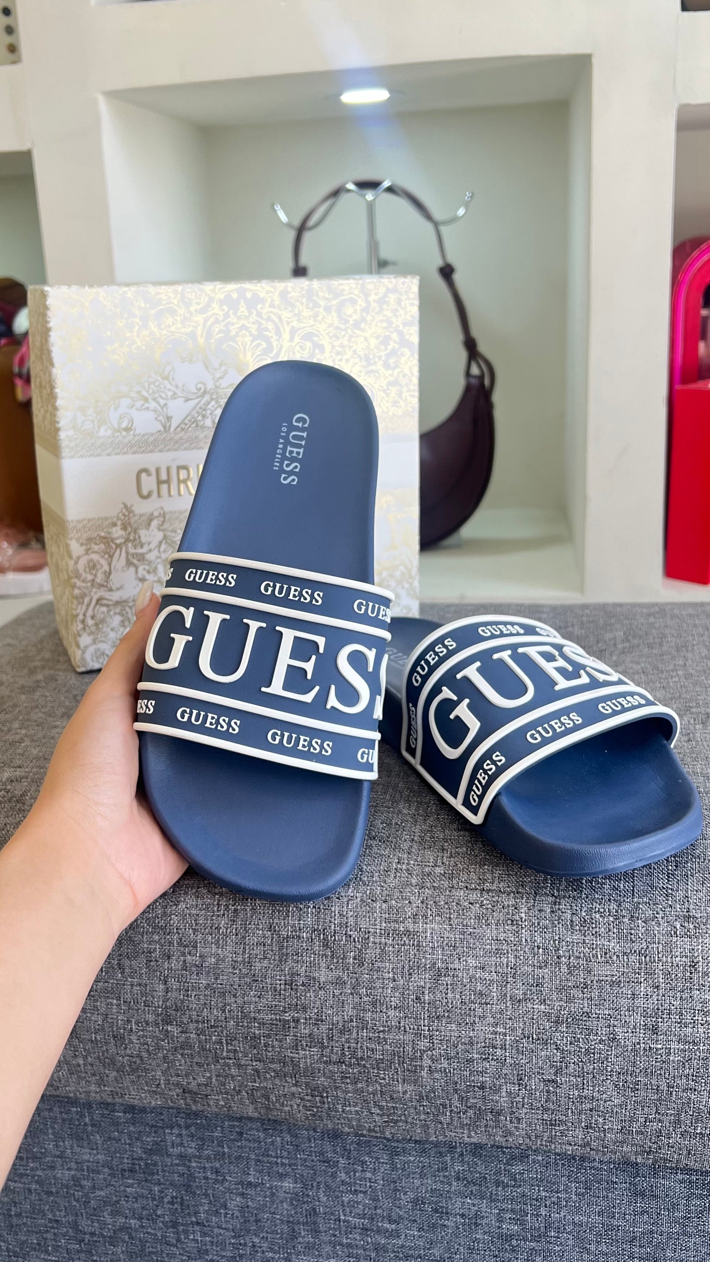 SANDALIAS GUESS AZUL