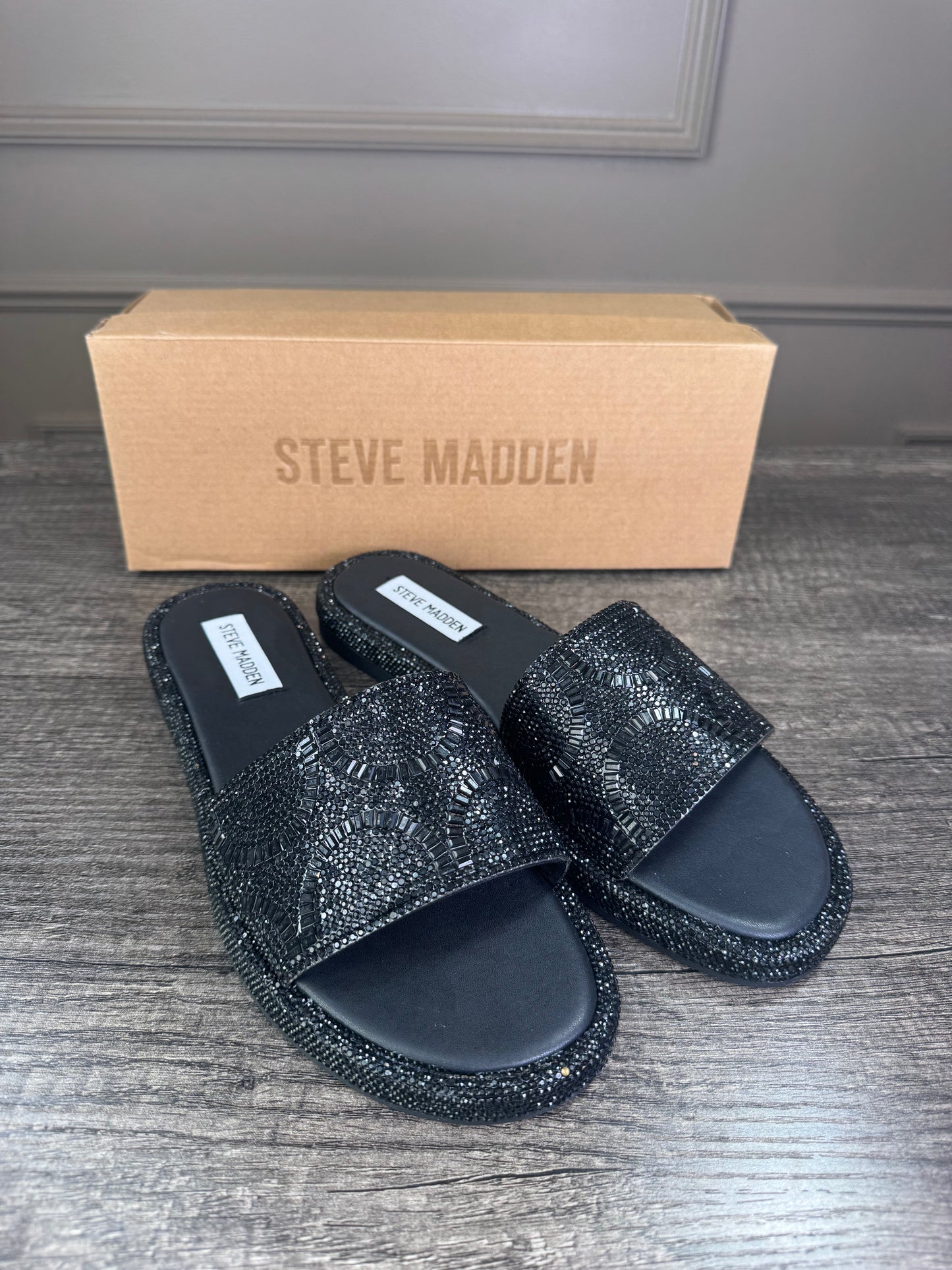 Sandalia Steve Madden brillos negra Appear