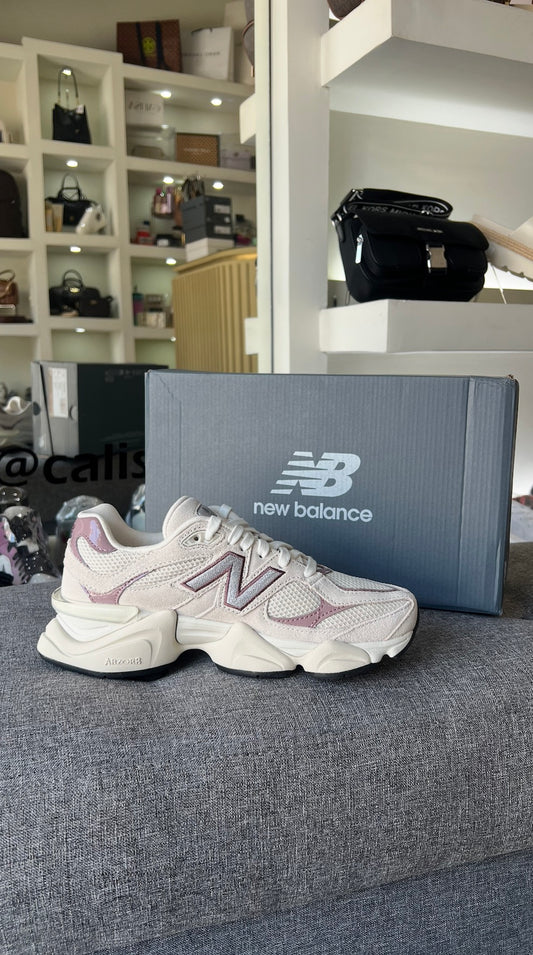 Teni New balance beige con rosa talla 4.5 mx