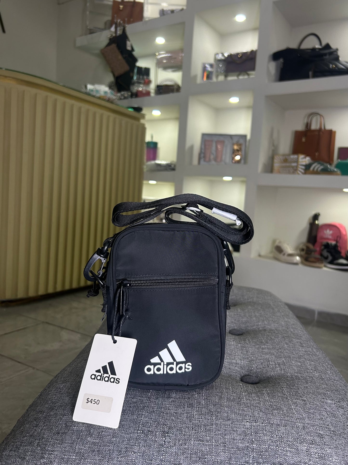 Crossbody Adidas negra
