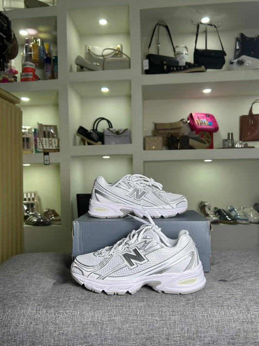Teni New balance blanco 740 con gris