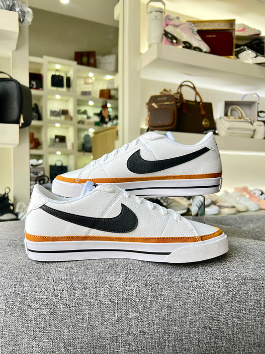 Teni Nike blanco