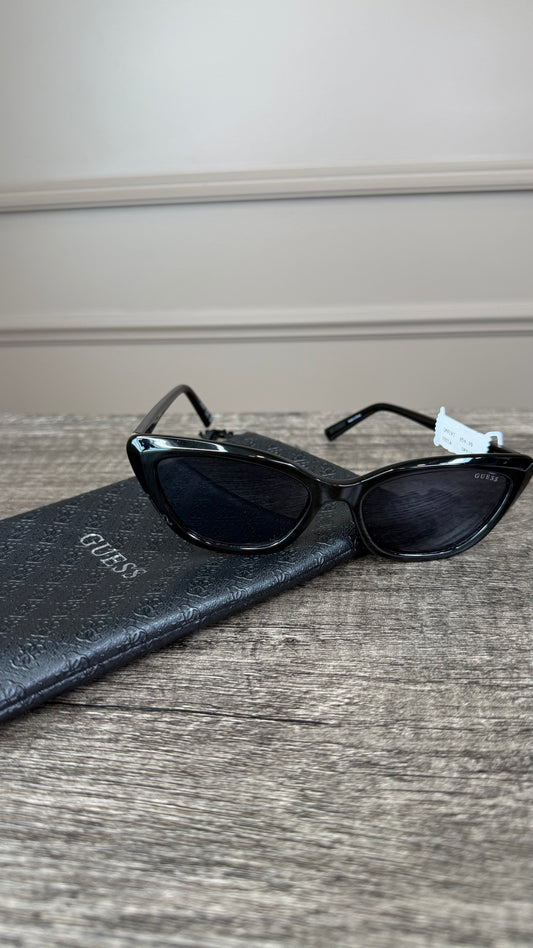 Lentes negros Guess cat eye