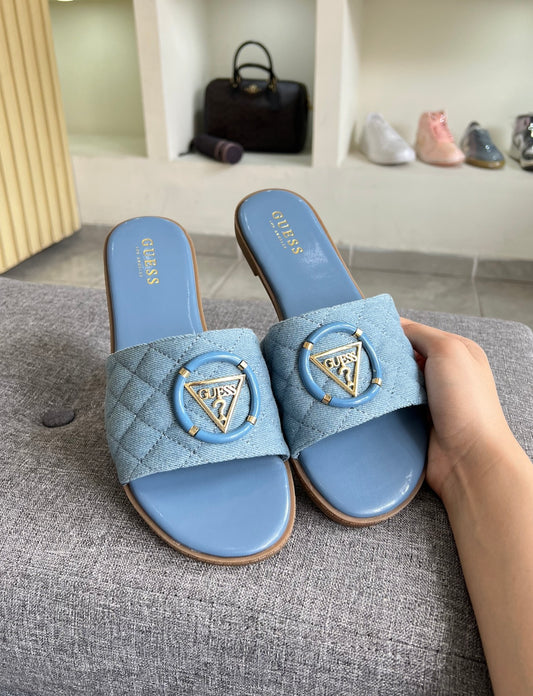 Sandalia Guess azul mezclilla talla 6 mx