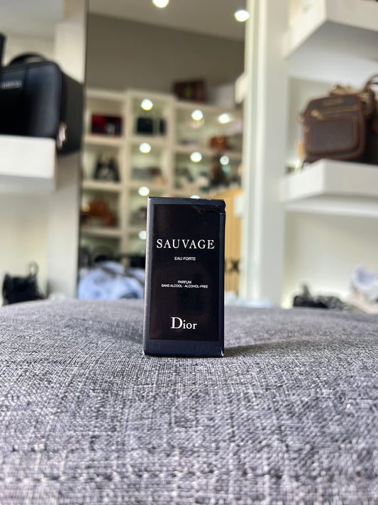 Sauvage Dior parfum chico