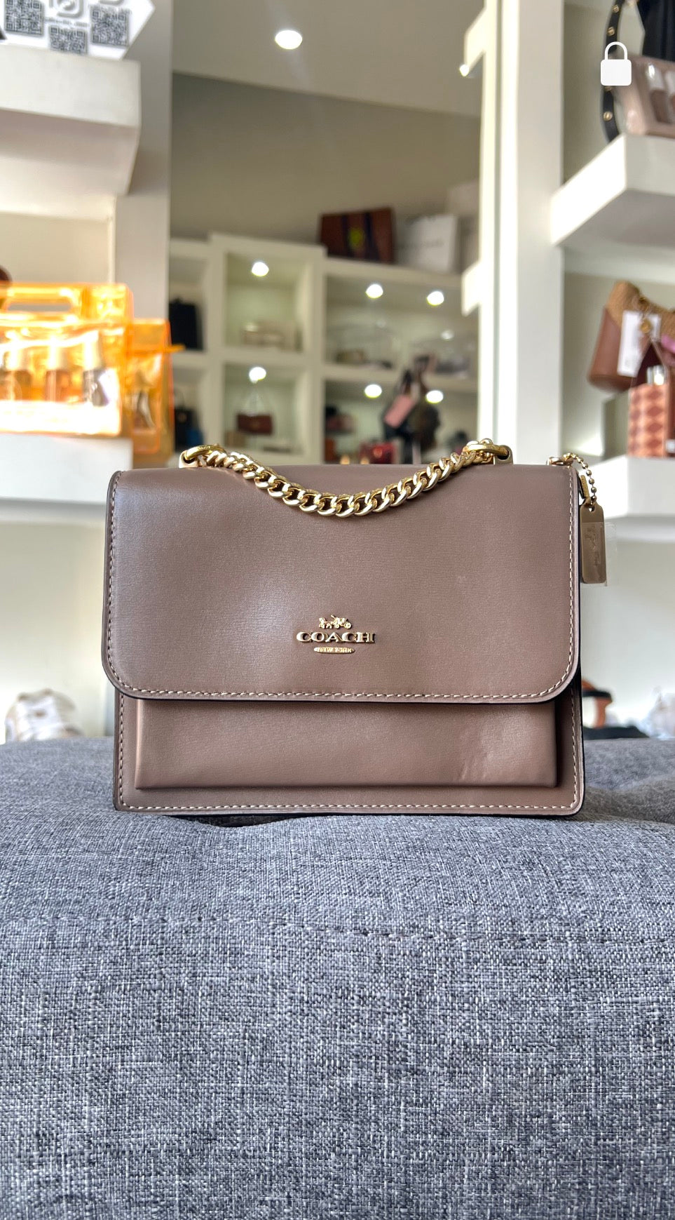 Bolsa Coach crossbody cafe Lisa chica