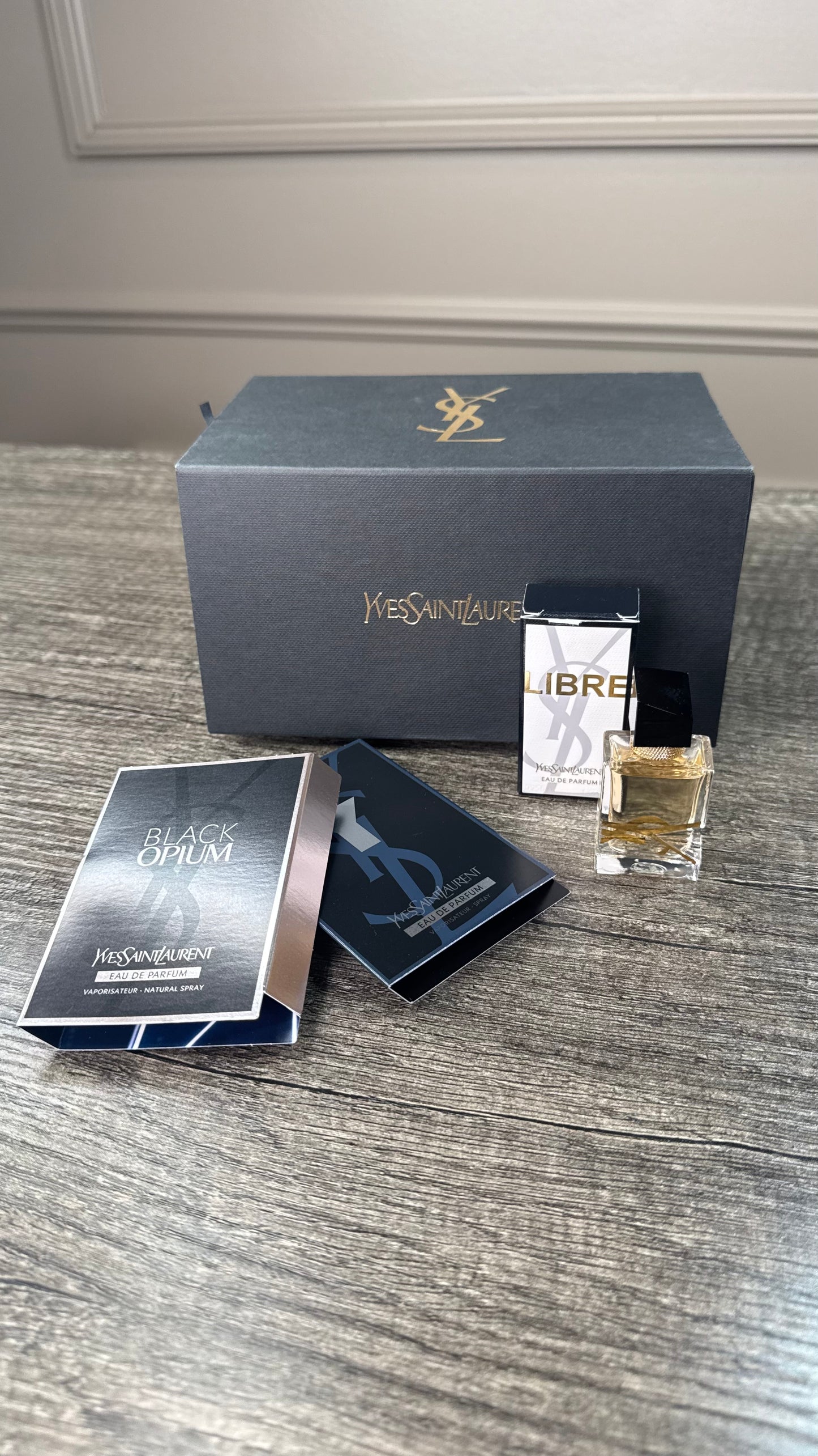 Set YSL LIBRE mini y 2 muestras