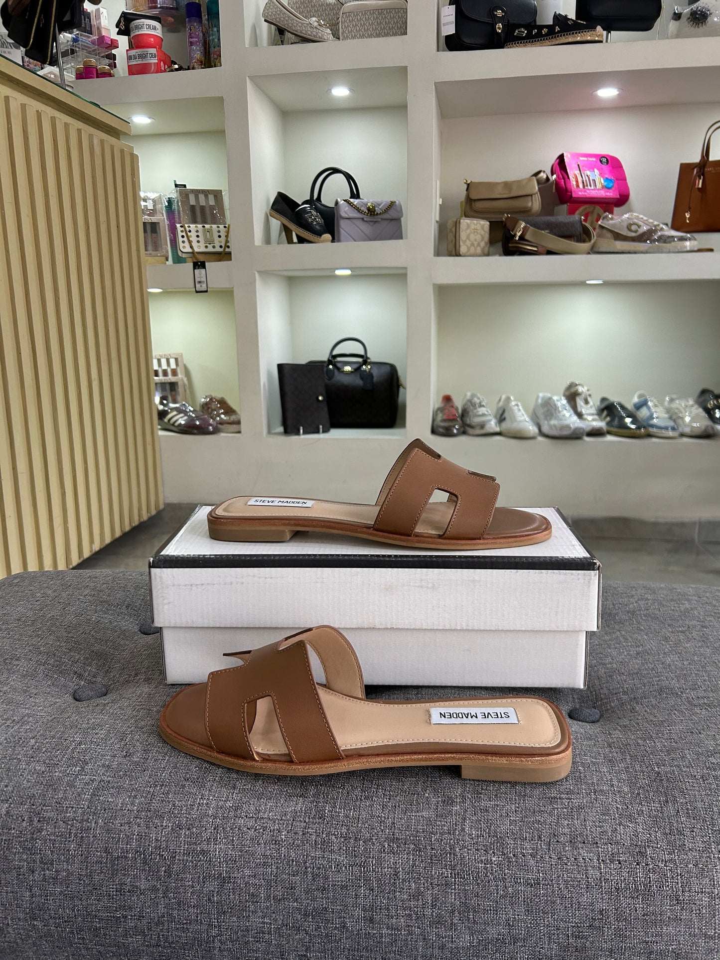 Sandalia Steve Madden cafe