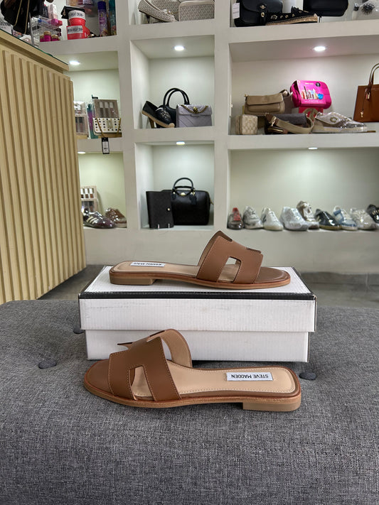 Sandalia Steve Madden cafe