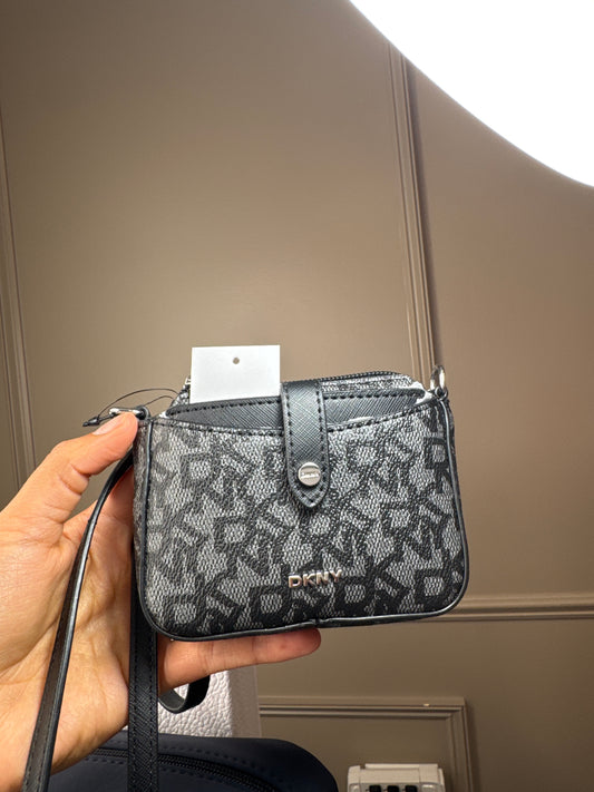 Crossbody DKNY micro estampada negra