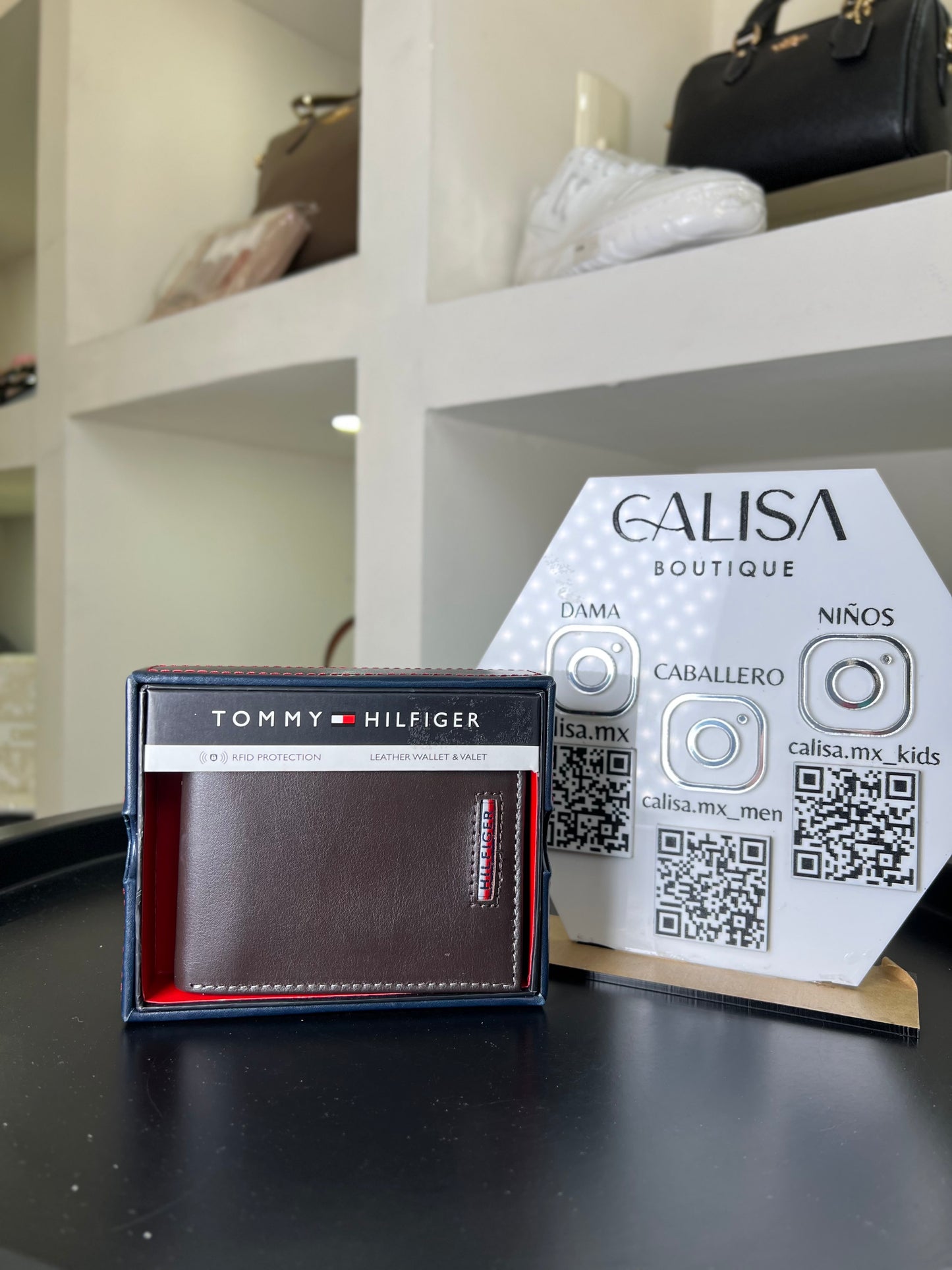 Cartera Tommy Hilfiger cafe caballero