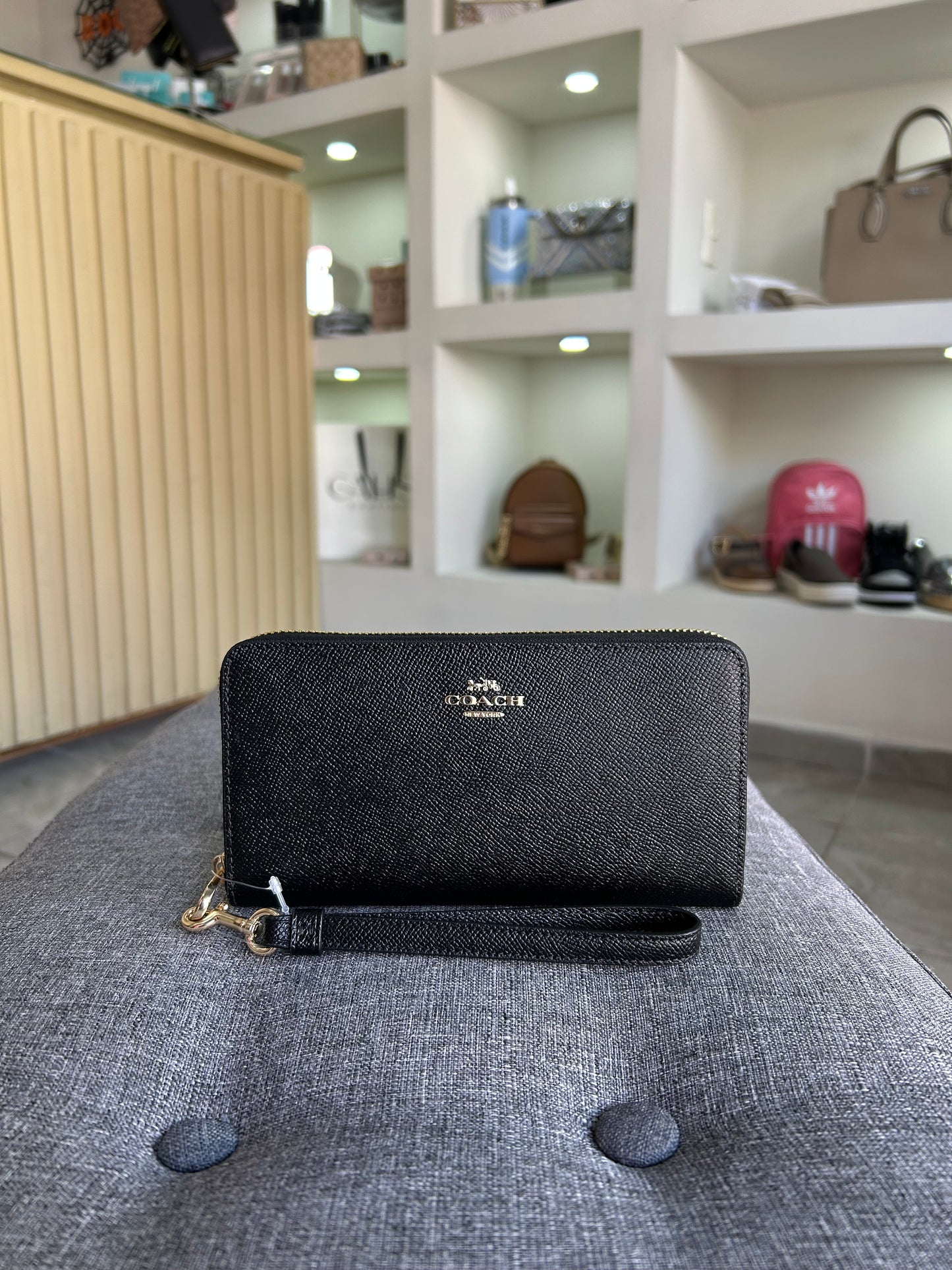 Cartera Coach negra grande