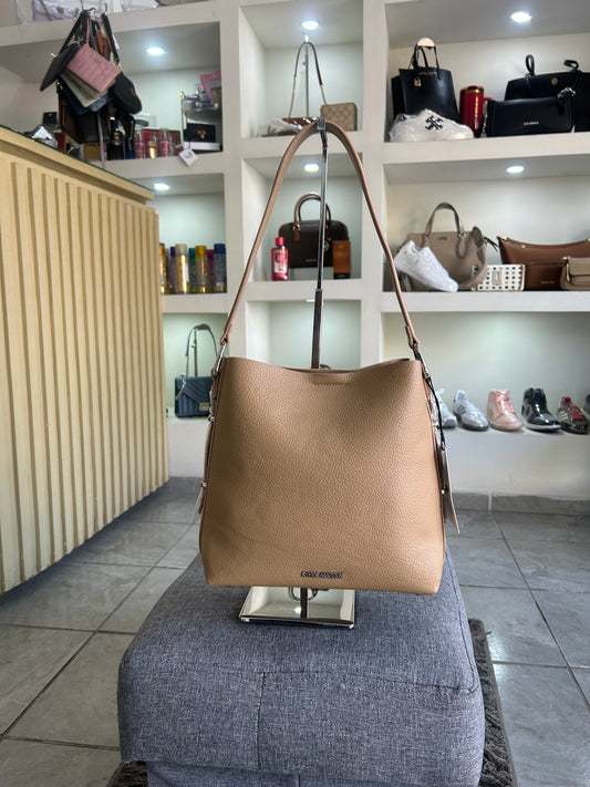 Bolsa Steve Madden beige