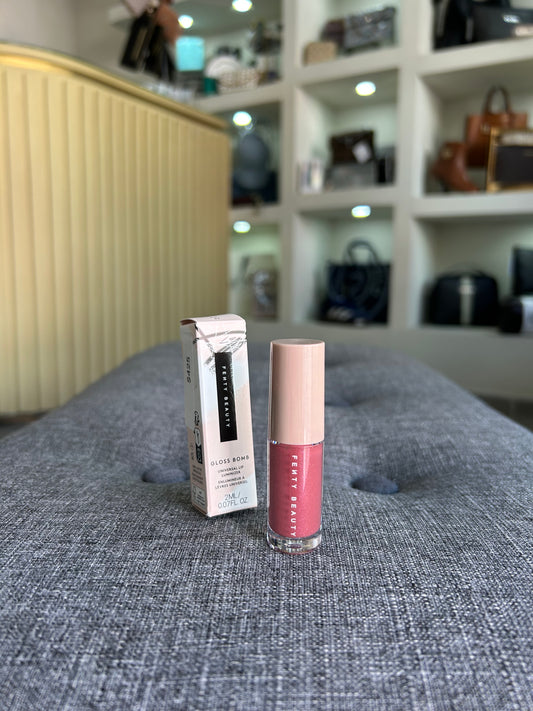 Labial Gloss Bomb fenty beauty #08 RIRI