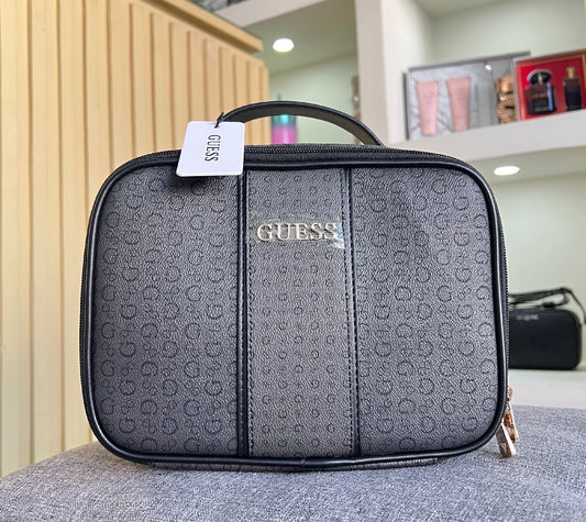 Cosmetiquera Guess estampada negra