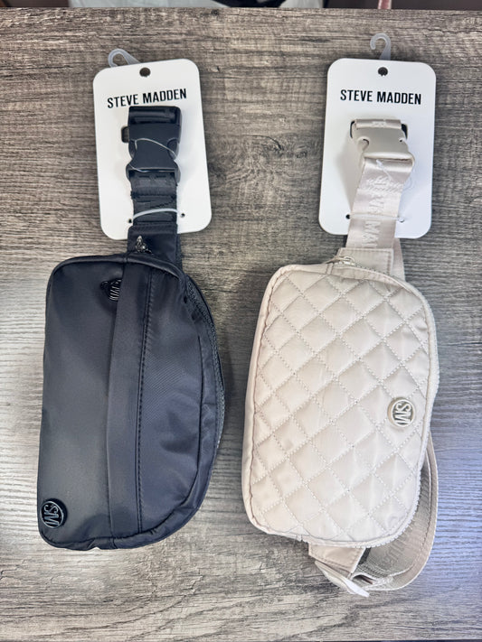 Cangurera Steve Madden