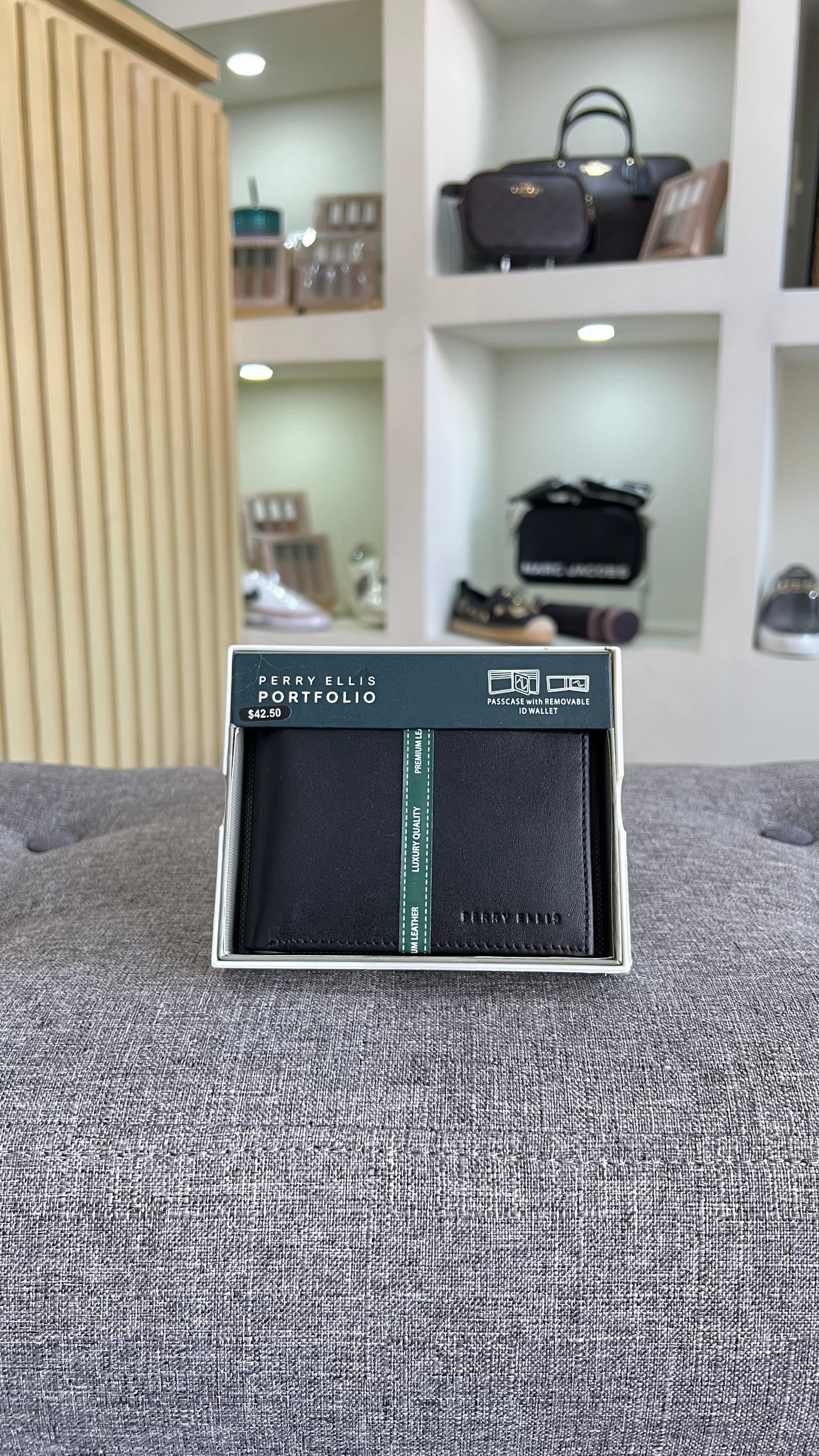 Perry Ellis cartera hombre
