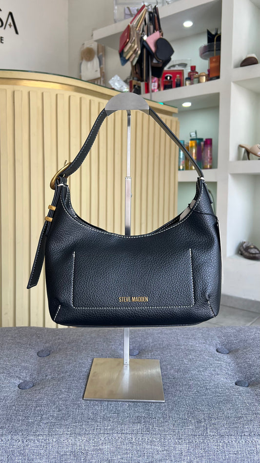 Bolsa Steve madden negra chica letras doradas
