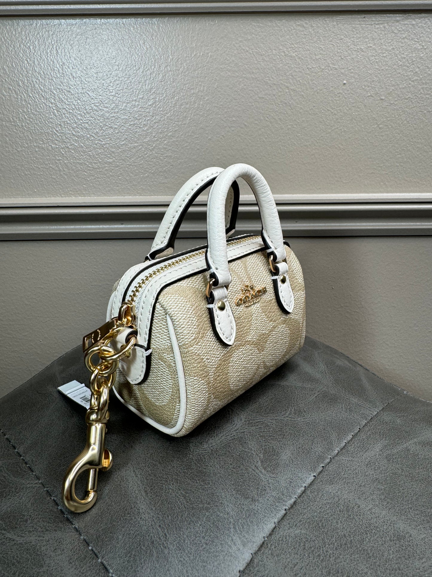 Bola Coach micro beige estampada