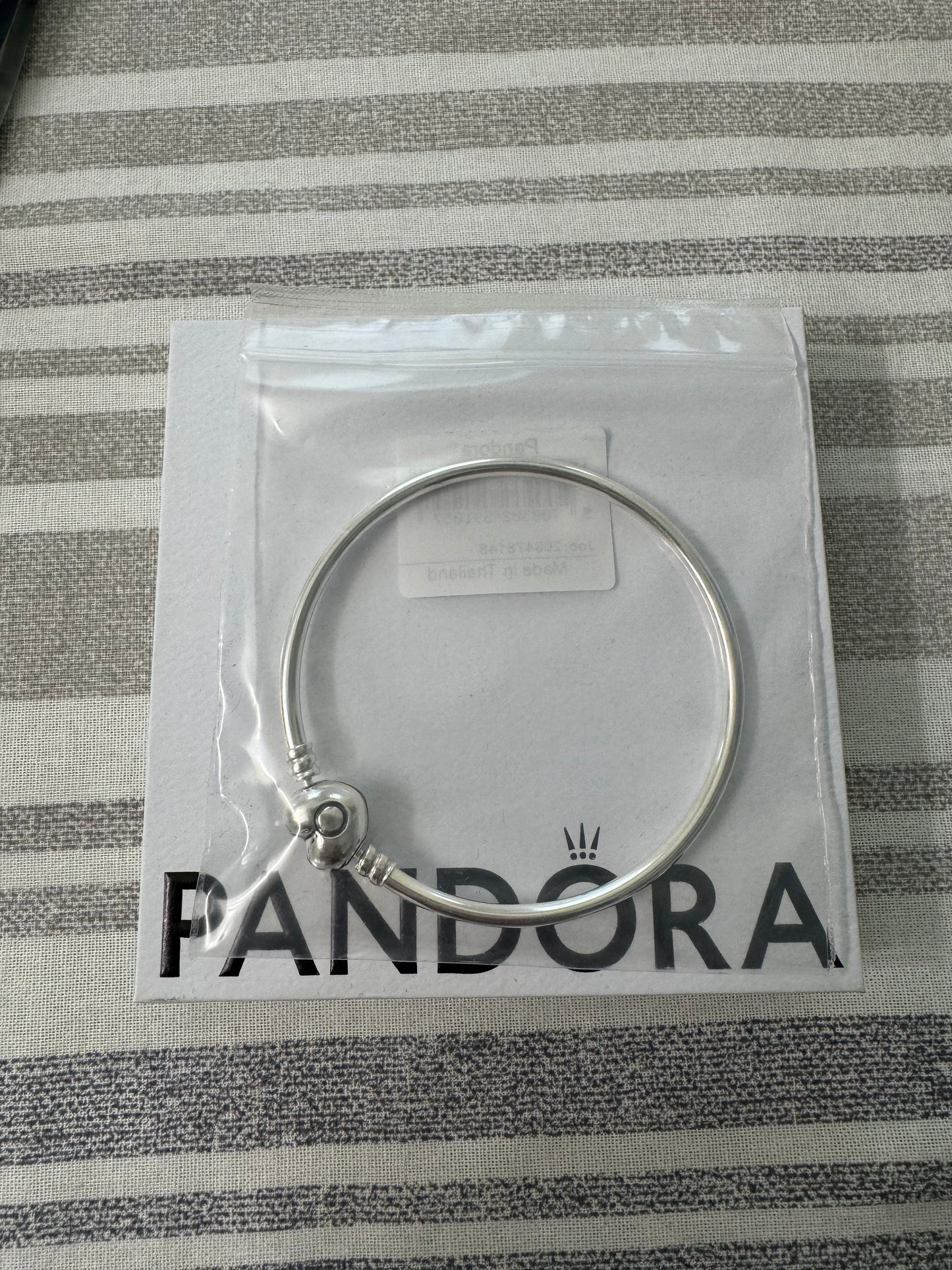 Pulsera Pandora corazón rígida