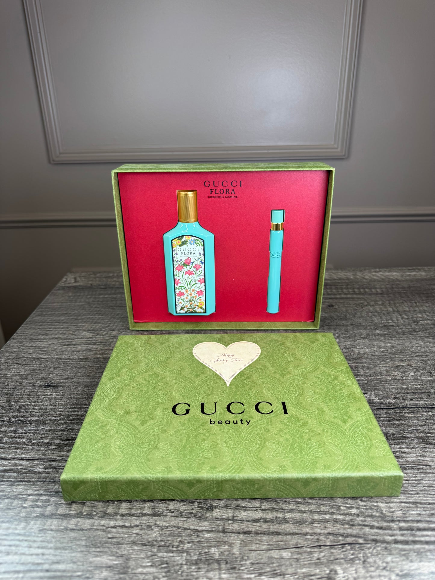 Gucci set pefume Flora